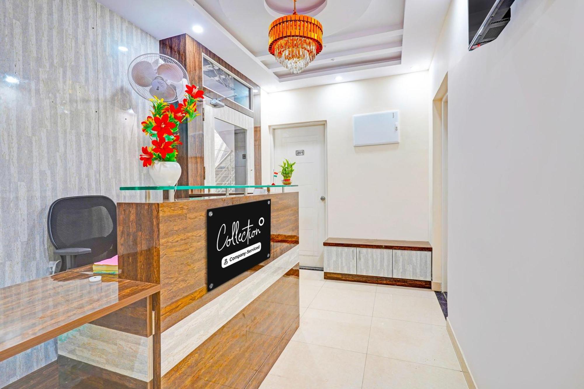 Отель Super Collection O Niladri Road Kammasandra Экстерьер фото